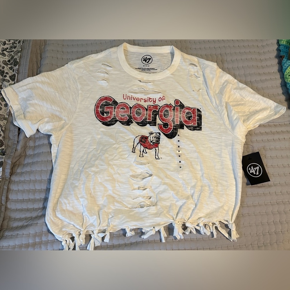 47 White and Red Distressed Cropped Top
